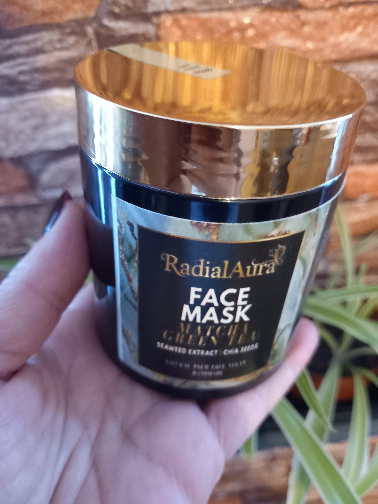 Face mask matcha green tea. Seaweed extract. Chia seedss