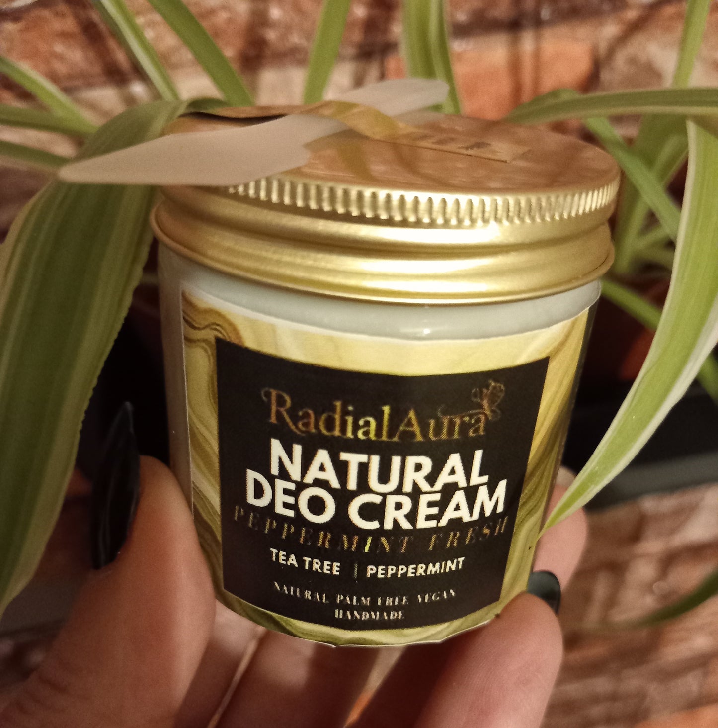 RadialAura – Natural Deo Cream