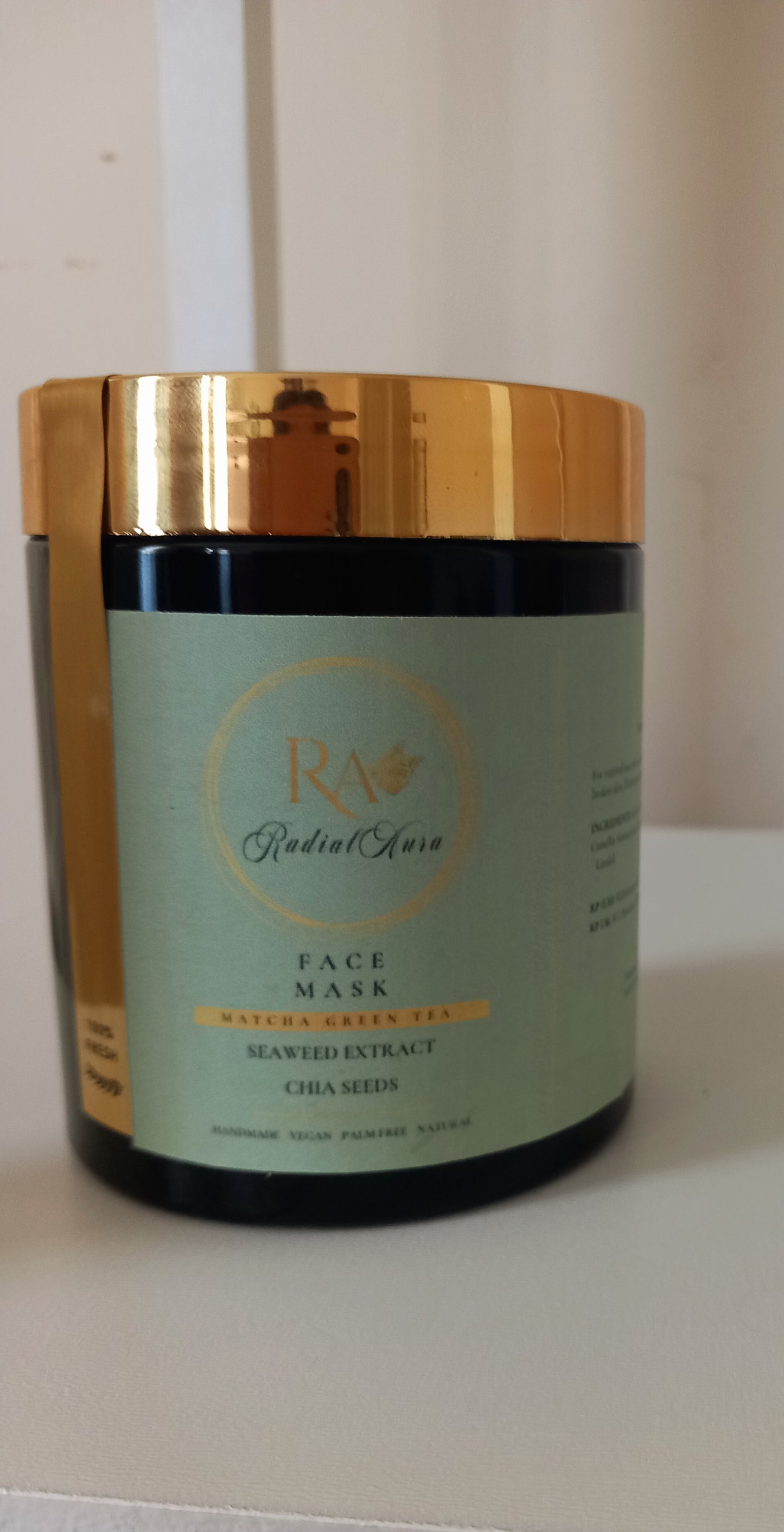 Face mask matcha green tea. Seaweed extract. Chia seedss
